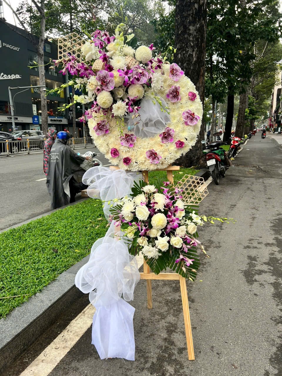 Kệ chia buồn 3006