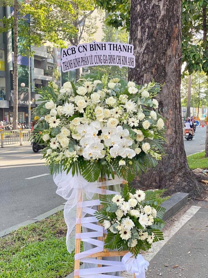 hoa chia buồn 3020