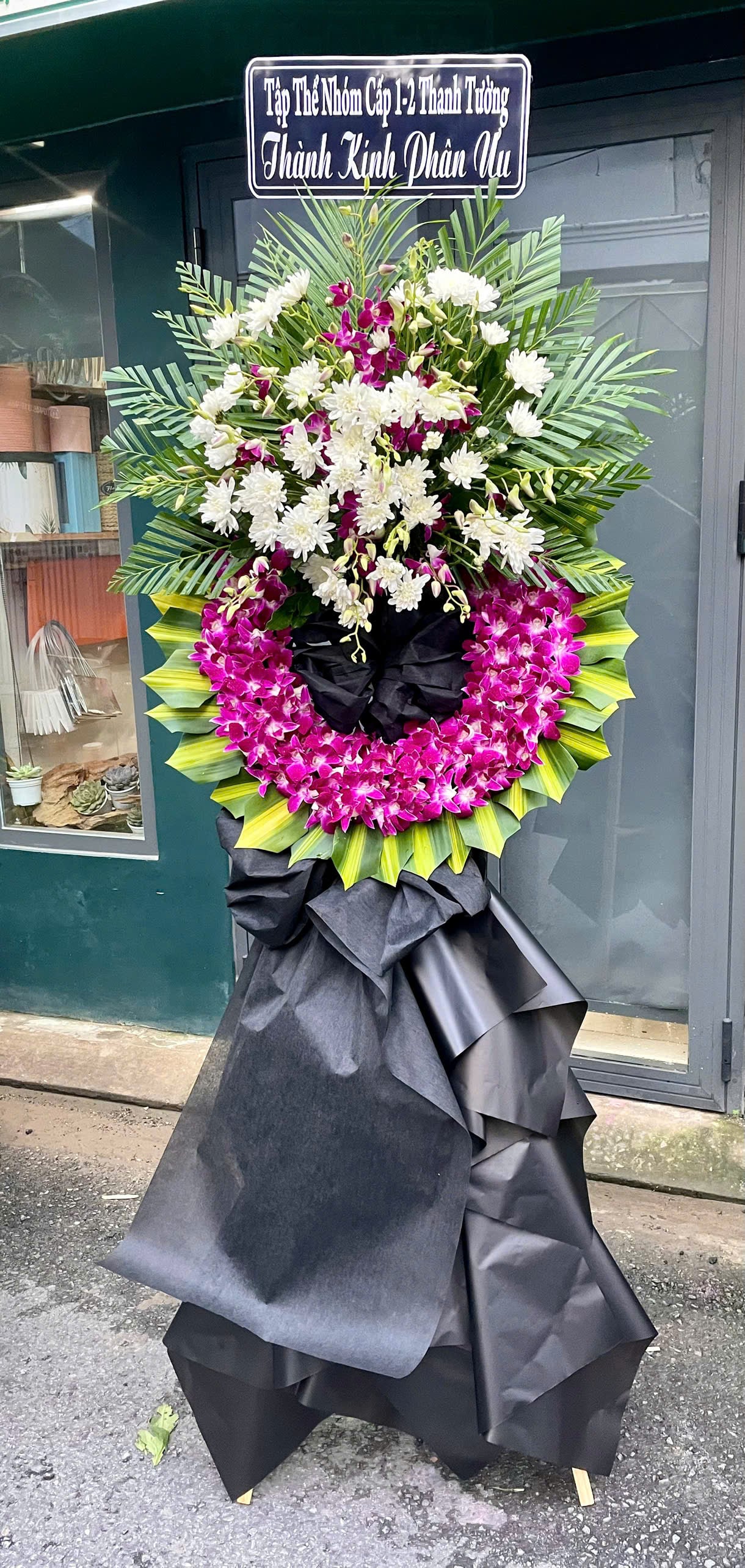 Kệ chia buồn 3030