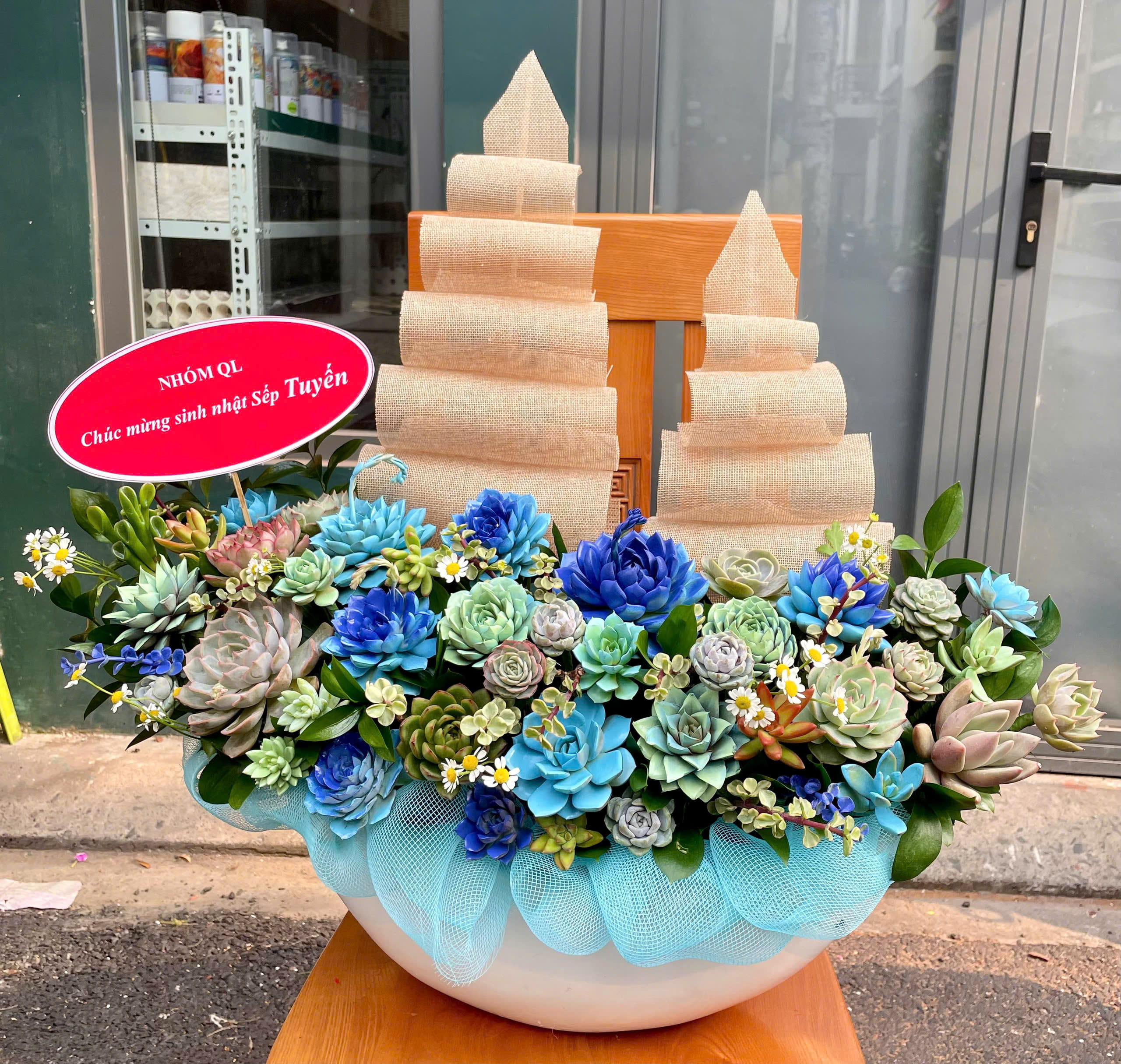 Thuyền sen Thuận Buồm Xuôi Gió 3278